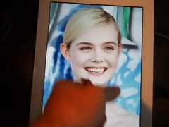 Fap and jizz to Elle Fanning