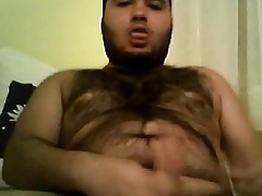 Hairy turkish cub jerking off