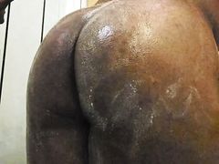 I admire my phat juicy wet ass booty