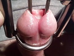 peehole , streching