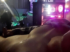 Ride handicap guys until he cums in you