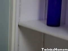 Sans a condom with youngster amateurs Nico Michaelson and Jasper Robinson