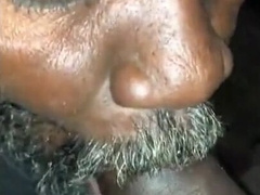 Homeless Guy Sucks Amateur Cock4444