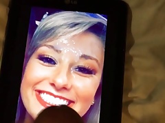 Quick cumshot on faked pic of a friend
