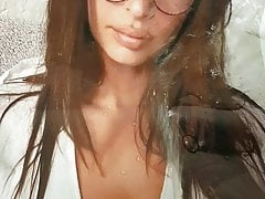 Emily vollgepisst