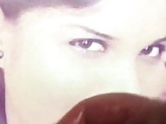 Can tribute to sexy milf shreya