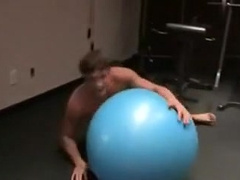 Sexy boyfriends satisfy each other