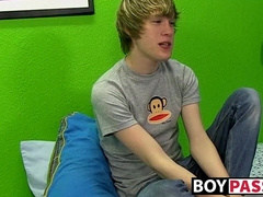 Young man uses toys for kinky masturbation after interview