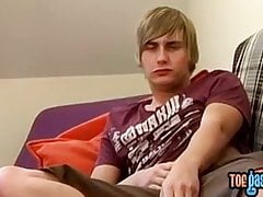 Twinkie blondie teasing his perfect feet and hard dick