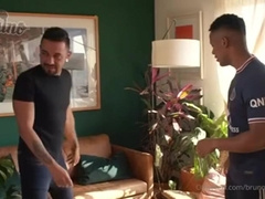 L A S In De Hetero A Puta. Trio Con Amigo Hetero Bruno - De Redes