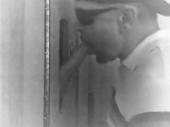 Vintage Gloryhole Sucking a Big Dick
