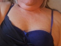 Gina ist am wichsen