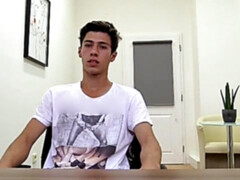 Lanky dude jerks his dick in a hot audition scene