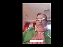 spanish sexy daddy wanking
