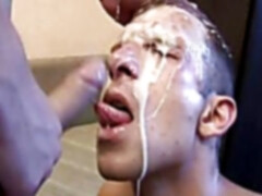Gay stud gets a creamy facial after sucking and fucking