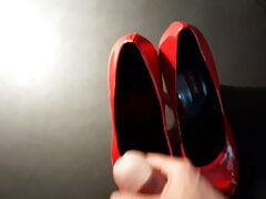 Cum in Her red Peeptoes... and watch it dripping out