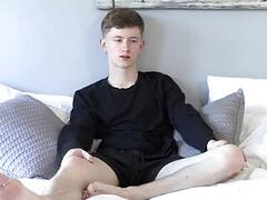 Bisexual Boy With An Awesome Dick - Felix Maze