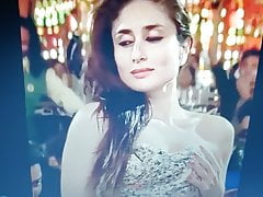 Sexy navel queen Kareena Kapoor moaning cumshot