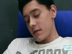 Brunette Rainbow Boy Logan Filmed Watching Gay Porn And Masturbating! 10 Min