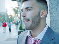 Diary of a Gigolo: Gustavo Cruz Bottoming to Pol Prince