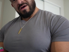 Muscle Otter's Taut T-Shirt Torso Juggling