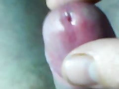 Cumming under porn