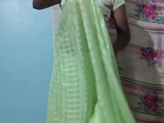 Undressing light green coloured saree wored by stepsis bestfriend