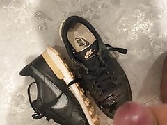 Piss and cum on female neighbour sneakers