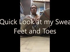 A Quick Look at my Sweaty Bare Feet and Toes