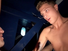 Fine boys play dirty anal perversions during their kinky show
