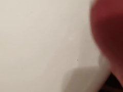 Wanking on a stranger's klo