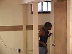 deux blacks sur un chantier