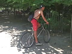 Teaser HOT SUMMER in PARIS