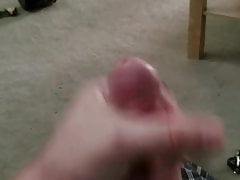 LOVE THIS HUGE LOUD CUMSHOT