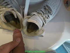 urinate in fresh Sneakers (AF1, Adidas Hardcourt)