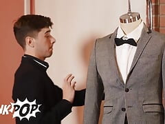 Cheating With The Tailor Featuring Handsome Top Brysen And Bottom Twink Joey Mills - TWINKPOP