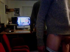 Guy wanted his neighbor to cum on his face after he blew him 2