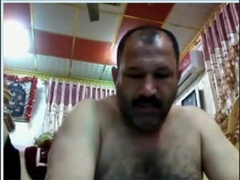 Punheta do maduro arabe25