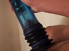 Using a hydro penis pump on my cock