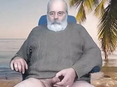 Daddy cums on cam
