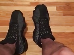 sweaty feet after workout