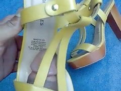 Tacones amarillos sandalias shoejob