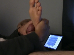 Self Feet Wank