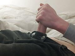 YoungcockSunny CUM in Bed