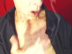 MANPUPPY - Homo DILF Richard Lennox drains off while smoking