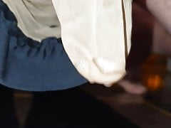 Nylon dots explode