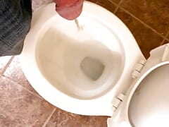 Daoud Taking a Piss