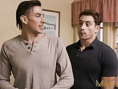 MASQULIN Jock Jack Hunter Barebacks Gay Lover Taylor Reign
