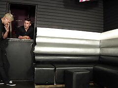 Tattooed jock Mickey Taylor anal fucked by hung Lee Will