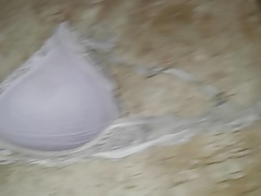Cum white bra